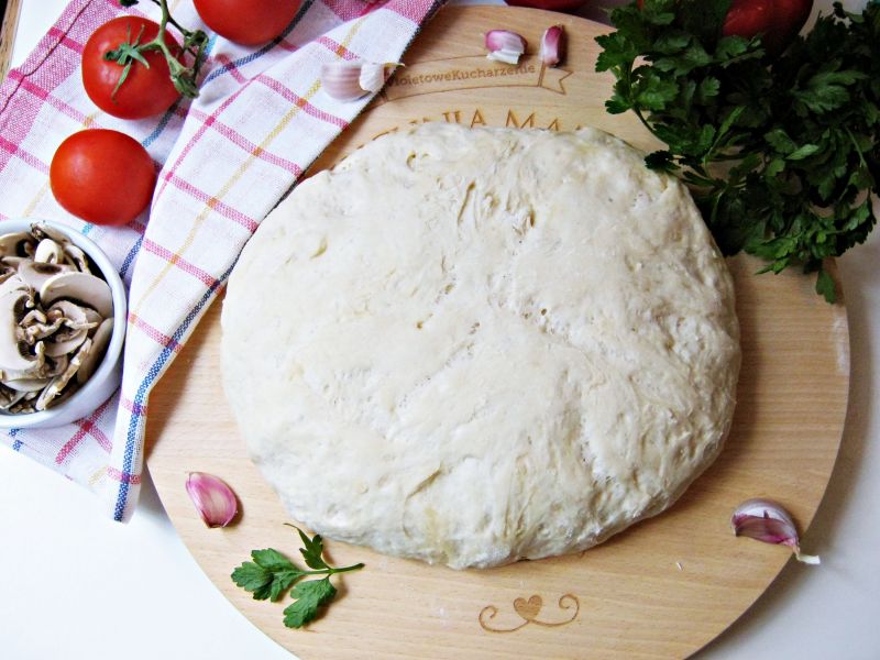 Ciasto na pizzę Ciasto na pizzę