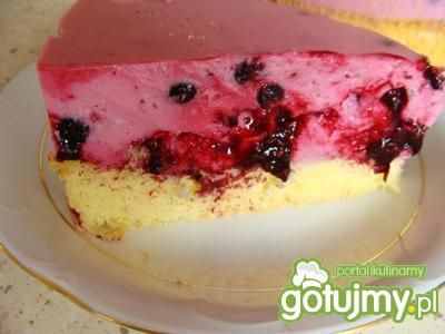 Ciasto na zimno z czarną porzeczka