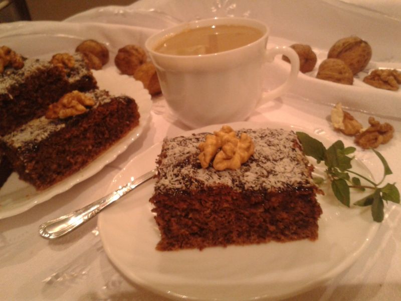 Ciasto orzechowe z jabłkami