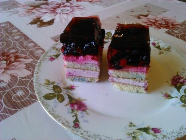 Ciasto owocowe z galaretką  Ciasto owocowe z galaretką