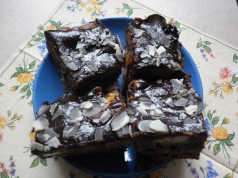 Ciasto owocowo - bakaliowe z polewą rumową Ciasto owocowo - bakaliowe z polewą rumową