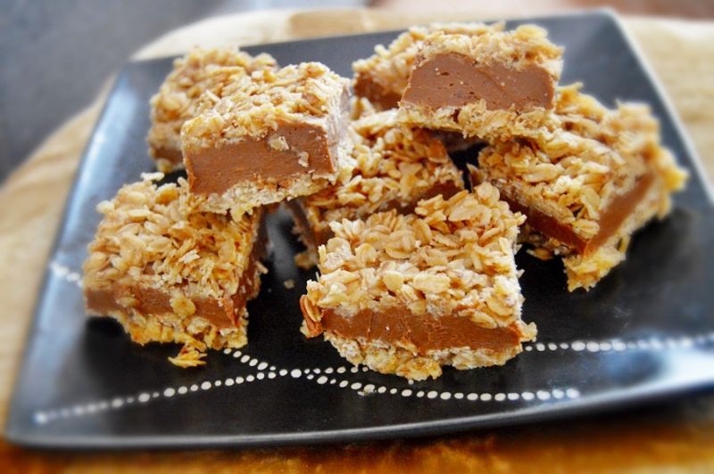 Ciasto owsiane z czekoladą i krówką Ciasto owsiane z czekoladą i krówką