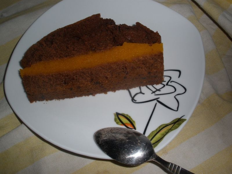 Ciasto piernikowe z dżemem dyniowym