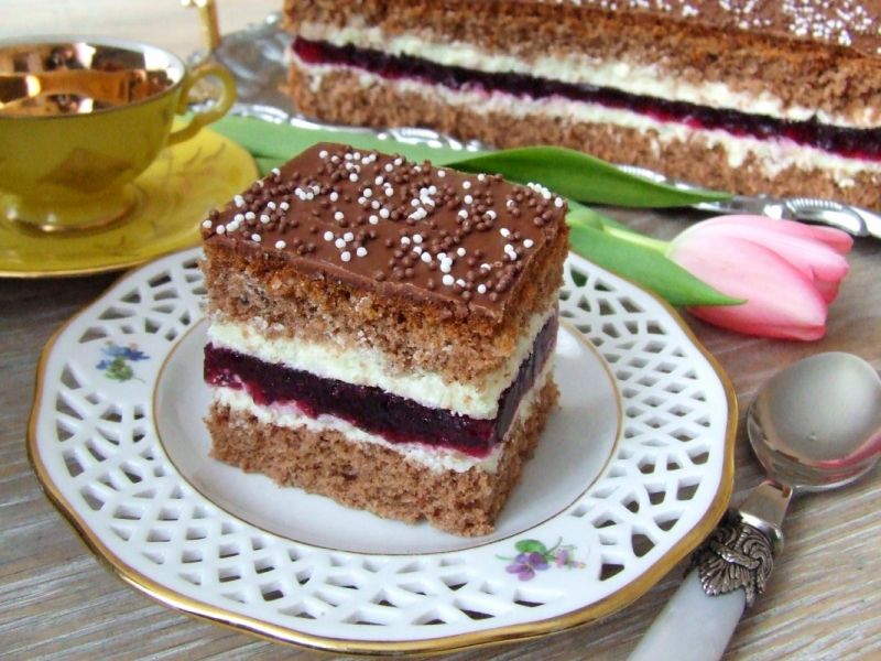 Ciasto piernikowo-porzeczkowe