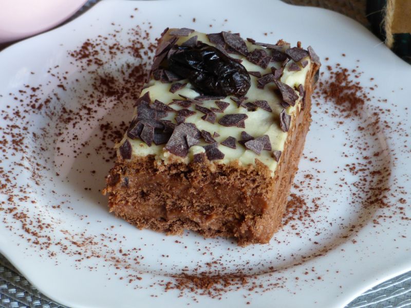 Ciasto "Pijana śliwka" bez pieczenia