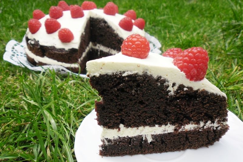 Ciasto piwosza z bitą śmietaną 