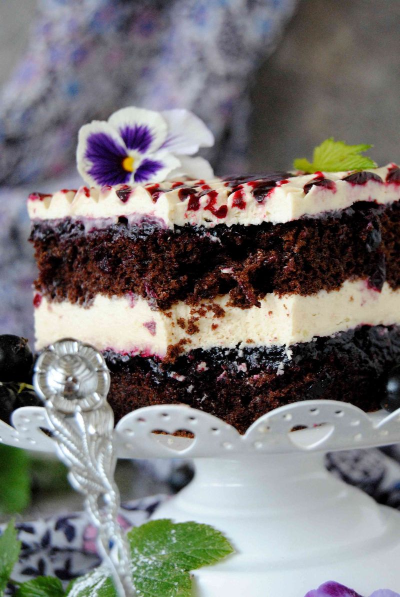 Ciasto porzeczkowo- chałwiowe Ciasto porzeczkowo- chałwiowe