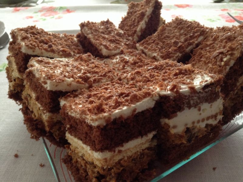 Ciasto przekładane słonecznikiem