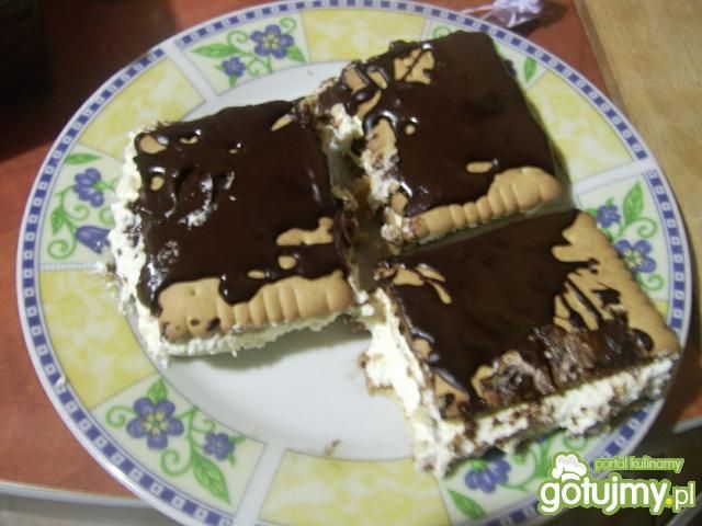 Ciasto serowe z herbatnikami