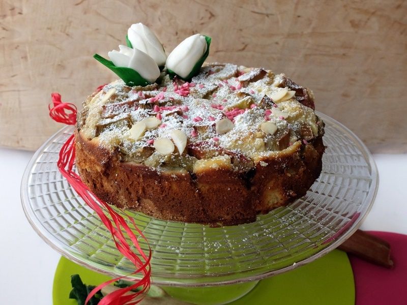 Ciasto serowe z rabarbarem Ciasto serowe z rabarbarem