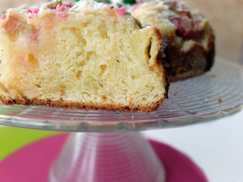 Ciasto serowe z rabarbarem Ciasto serowe z rabarbarem