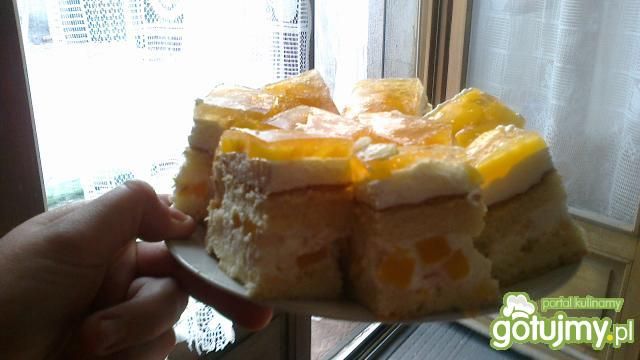 Ciasto śmietanowe z brzoskwiniami 2