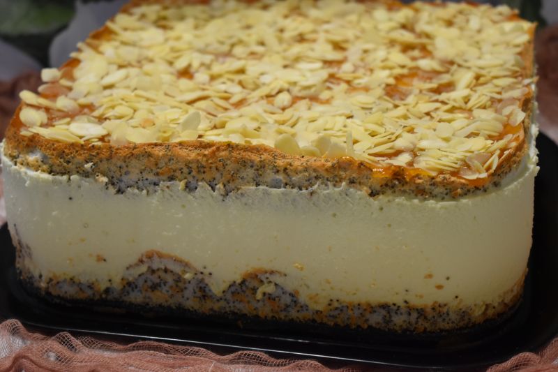 Ciasto śmietanowe z makiem Ciasto śmietanowe z makiem