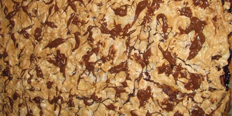 Ciasto snikers z dżemem 