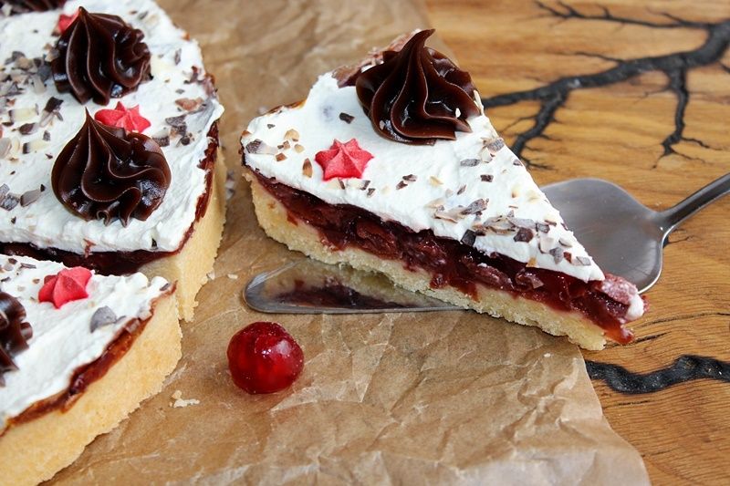 Ciasto strażackie, czyli kruche ciasto z wiśniami