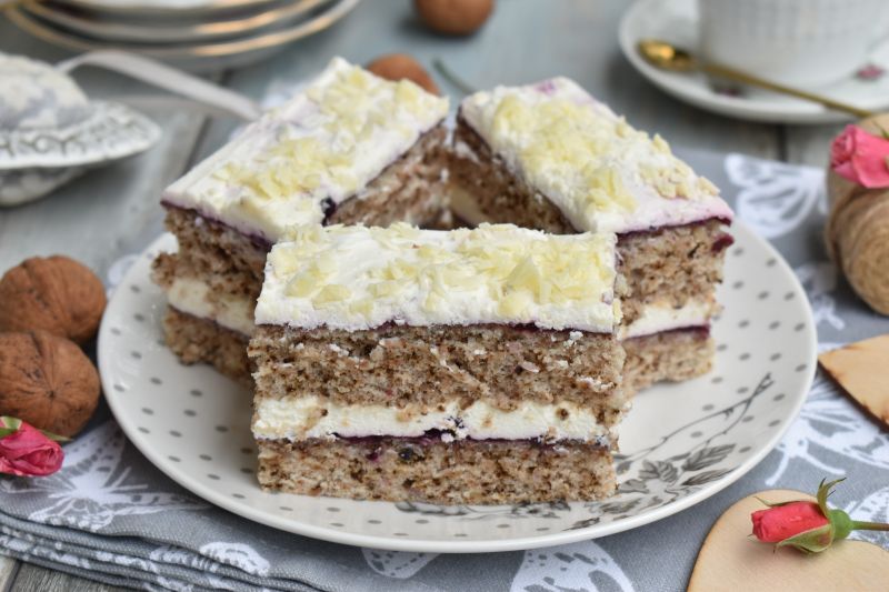 Ciasto tortowe z dżemem i serkiem mascarpone