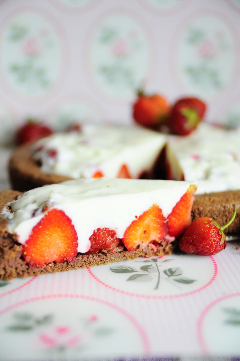 Ciasto "truskawki ze śmietaną"