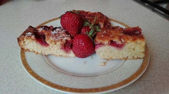 Ciasto truskawkowe na kruchym spodzie Ciasto truskawkowe na kruchym spodzie