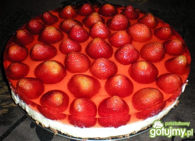 Ciasto truskawkowe z kremem czekoladowym