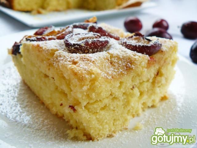 Ciasto ucierane na kefirze ze śliwkami Ciasto ucierane na kefirze ze śliwkami