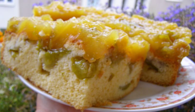 Ciasto ucierane śliwkowe z musem śliwkowym.