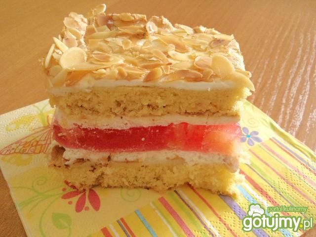 Ciasto ucierane z wkładką owocową