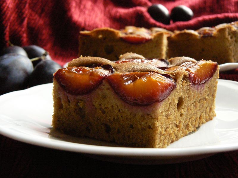 Ciasto ucierane ze śliwkami