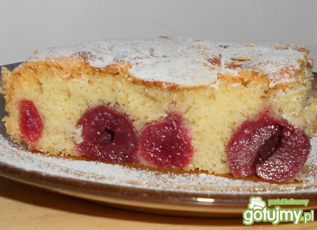 Ciasto  wiśniowo-migdałowe