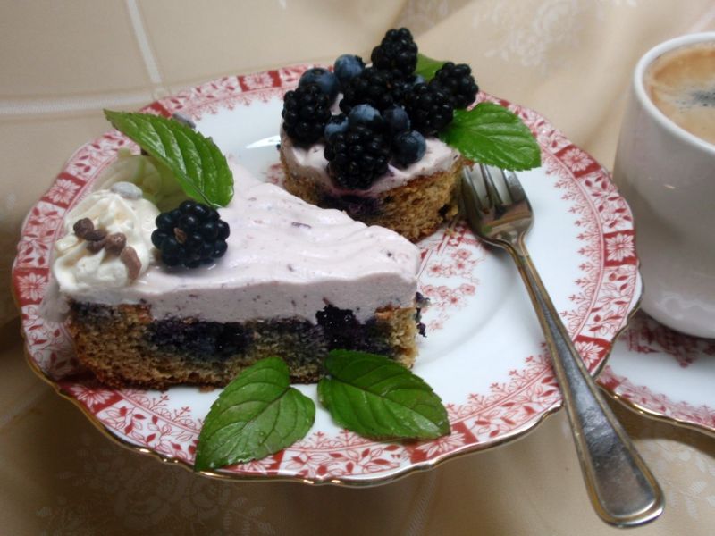 Ciasto z borówką  i śmietaną Ciasto z borówką  i śmietaną