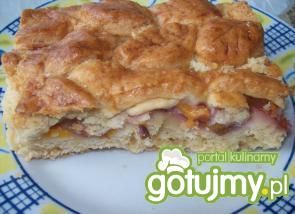 Ciasto z brzoskwianiami i jabłkami 