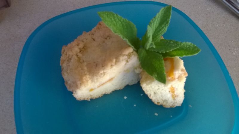 Ciasto z brzoskwiniami i kruszonką 