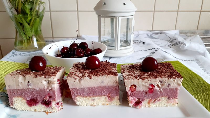 Ciasto z czereśniami Ciasto z czereśniami