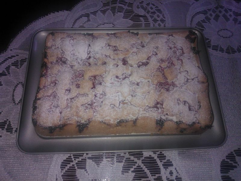 Ciasto z czerwoną porzeczką