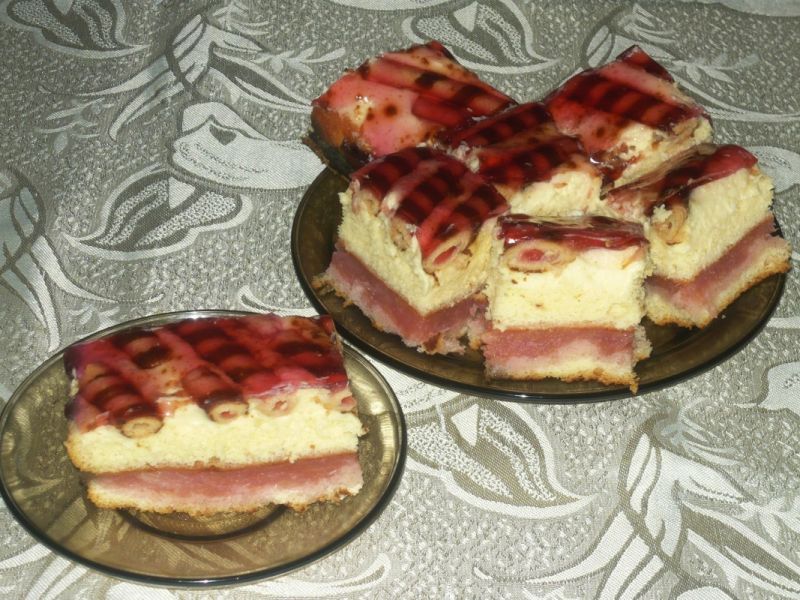 Ciasto z jabłkami  Ciasto z jabłkami