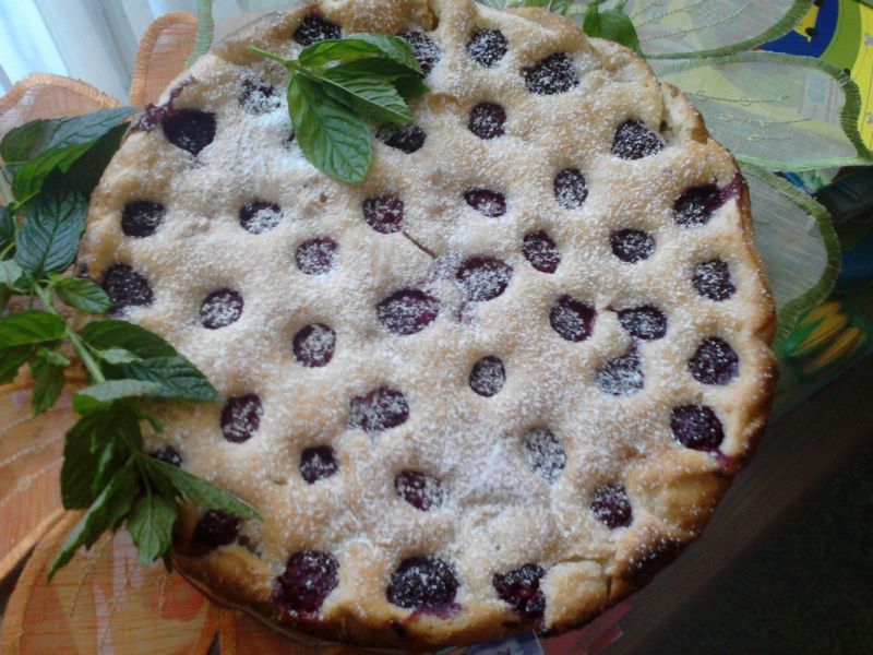 Ciasto z jabłkami i malinami