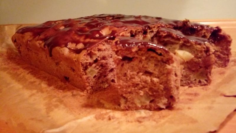 Ciasto z jabłkami i orzechami