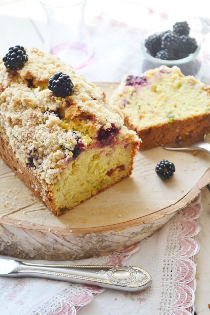 Ciasto z jeżynami i kruszonką