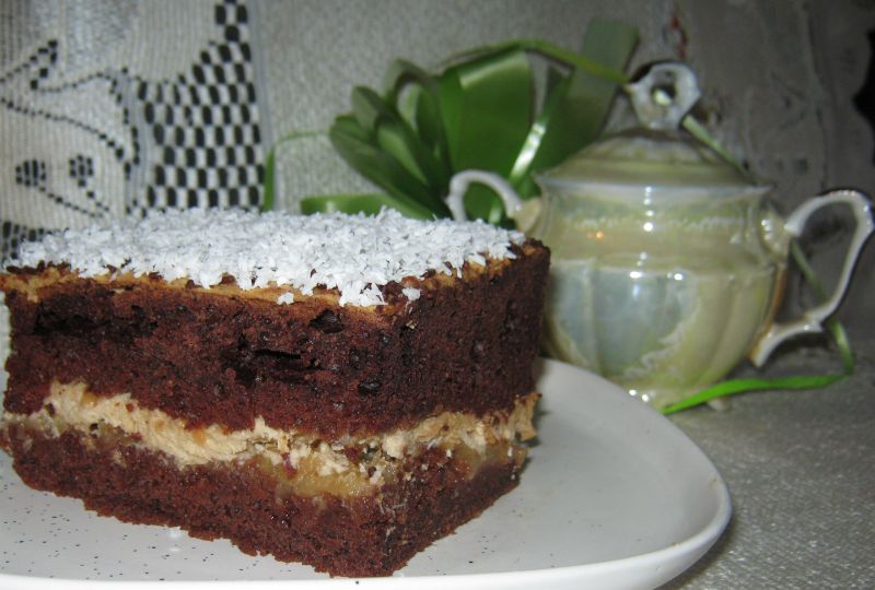Ciasto z kakao i cappuccinową masą