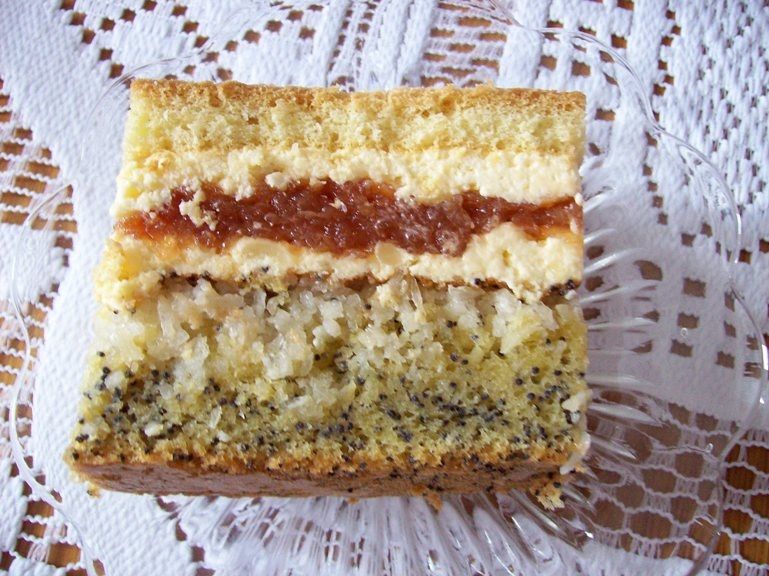 Ciasto z kokosem makiem i jabłkami  Ciasto z kokosem makiem i jabłkami