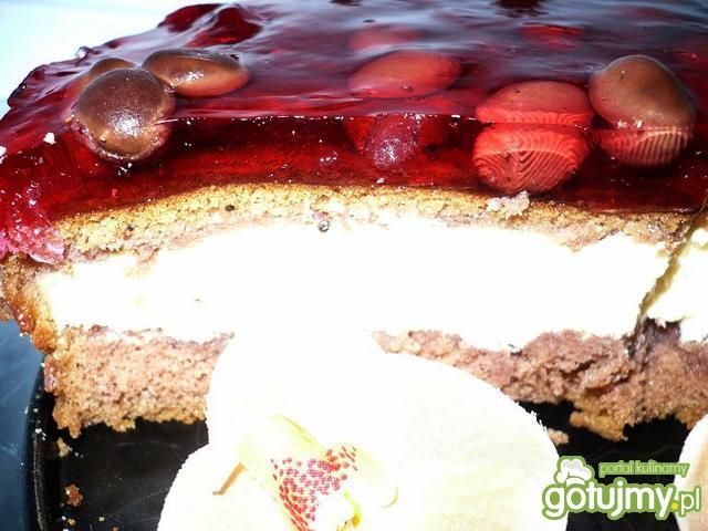 Ciasto z kremem i galaretką Ciasto z kremem i galaretką