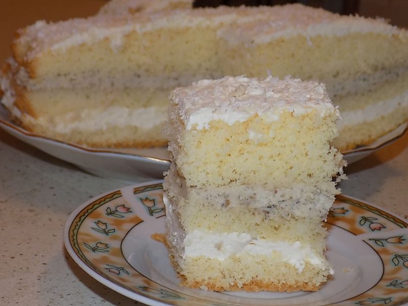Ciasto z kremem orzechowym