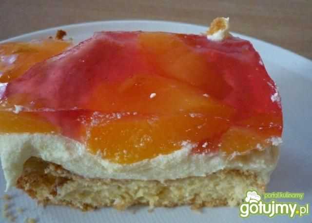Ciasto z kremem, owocami i galaretką Ciasto z kremem, owocami i galaretką