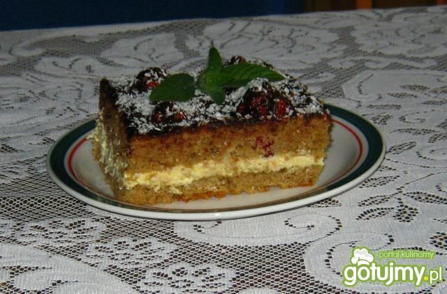 Ciasto z kremem z truskawkami