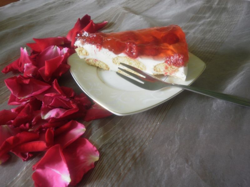 Ciasto z malinami na zimno bez pieczenia Ciasto z malinami na zimno bez pieczenia