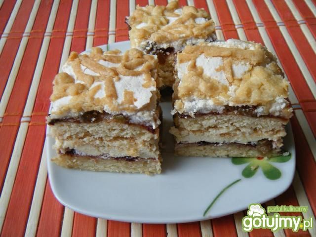 Ciasto z masą bydyniową i bezą