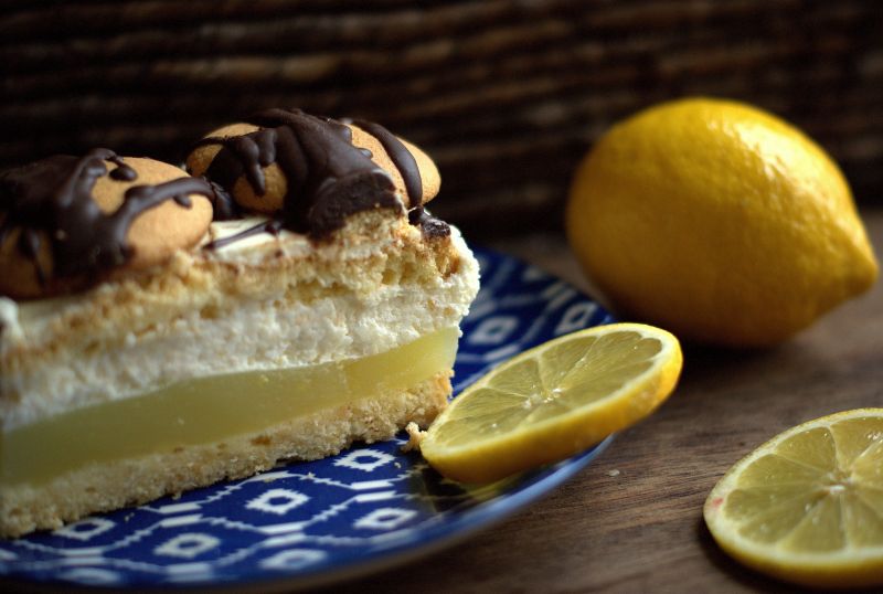Ciasto z masą cytrynową i masą mascarpone Ciasto z masą cytrynową i masą mascarpone