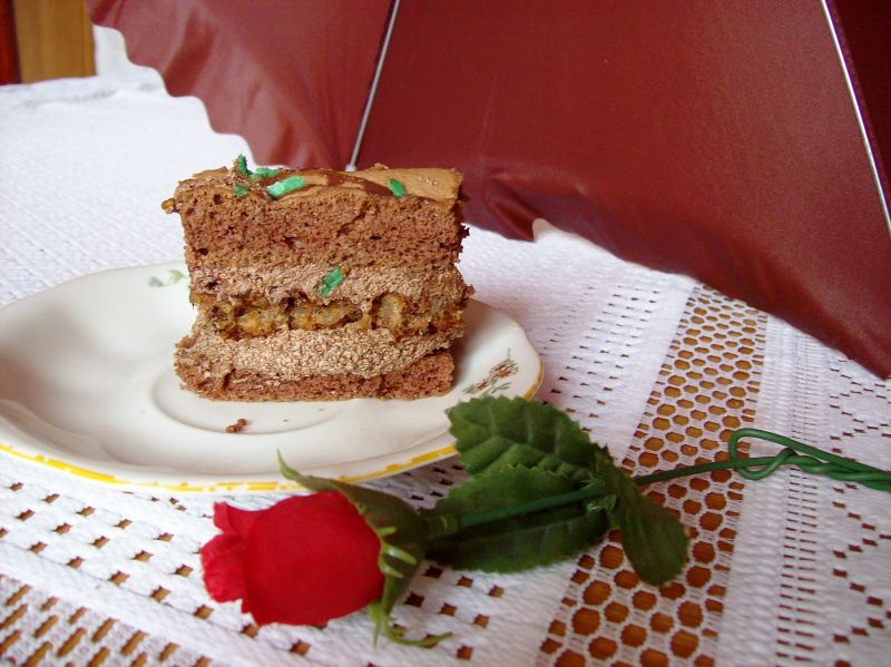 Ciasto z masą kakaową i wiśniami Ciasto z masą kakaową i wiśniami