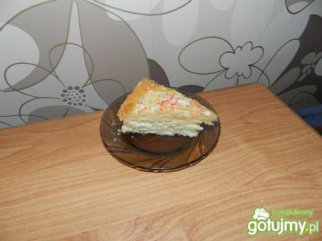 Ciasto z masą kokosowo-migdałową. Ciasto z masą kokosowo-migdałową.