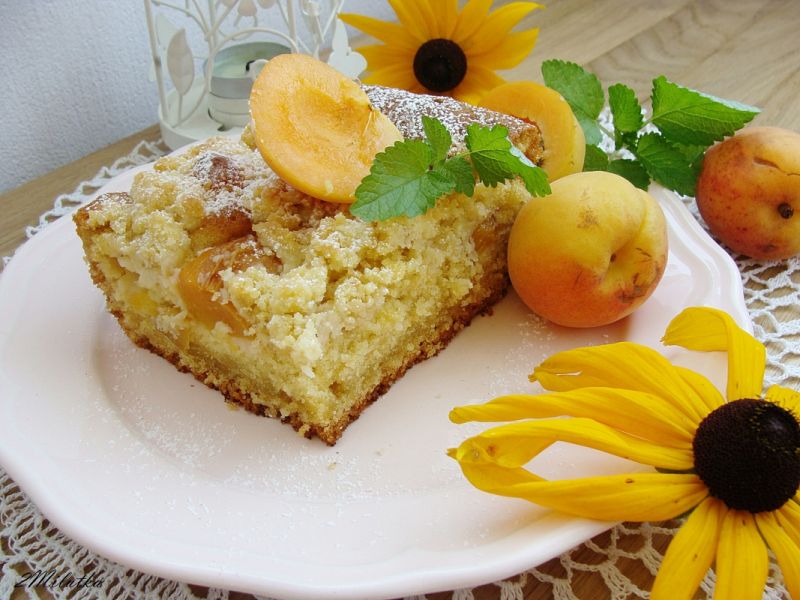 Ciasto z morelami i kruszonką Ciasto z morelami i kruszonką