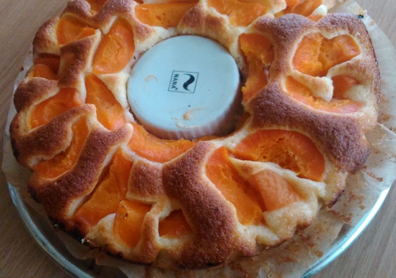 Ciasto z morelami i skórką cytrynową Ciasto z morelami i skórką cytrynową